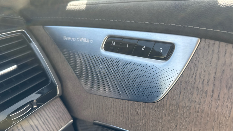 Volvo XC90 2.0 B6P Ultimate Dark 5dr AWD Geartronic Petrol Estate